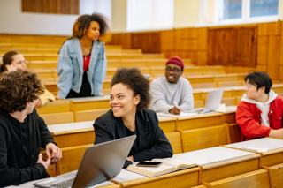 BTS ou BUT après le bac : deux voies, deux rythmes